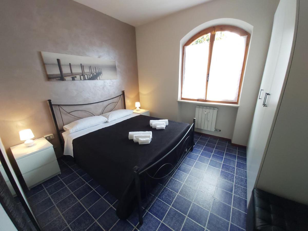 I Limoni Bilocale In Residence Con Piscina Peschiera del Garda Ngoại thất bức ảnh