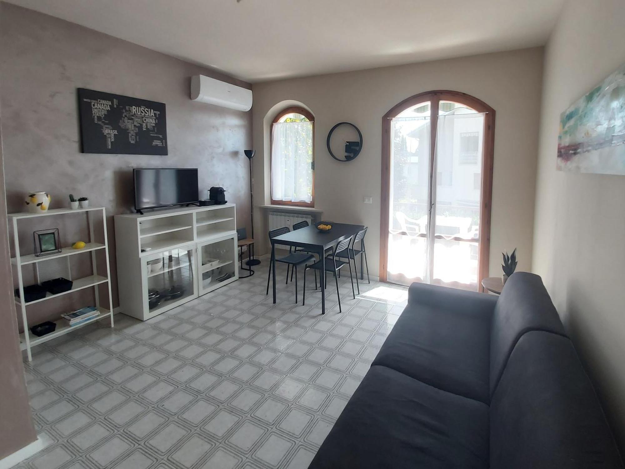 I Limoni Bilocale In Residence Con Piscina Peschiera del Garda Ngoại thất bức ảnh